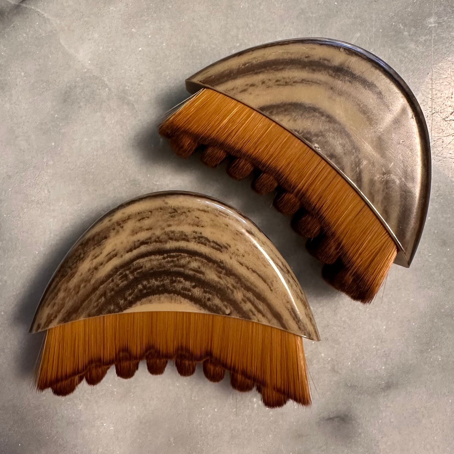 Soft facial lymphatic brush