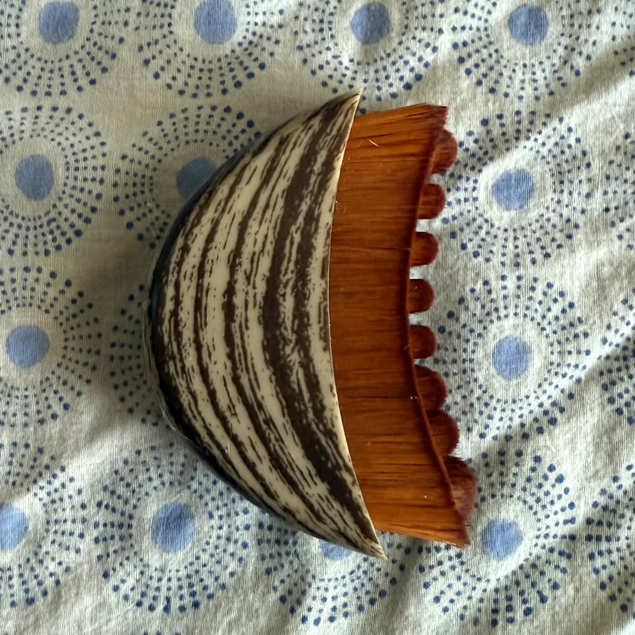 Soft facial lymphatic brush
